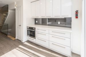 140 Bathurst ST TH10 Mls-22