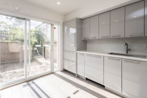 140 Bathurst ST TH10 Mls-23