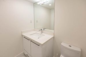 140 Bathurst ST TH10 Mls-27