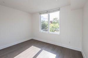 140 Bathurst ST TH10 Mls-30