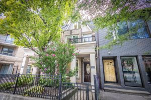 140 Bathurst ST TH10 Mls-5