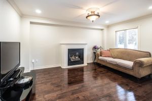 29 Mountcharles Cres Mls-10