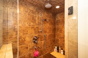 29 Mountcharles Cres Mls-24