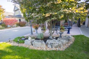 29 Mountcharles Cres Mls-2
