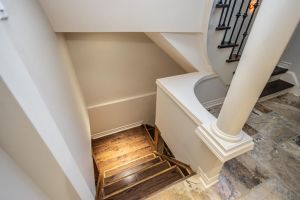 29 Mountcharles Cres Mls-32