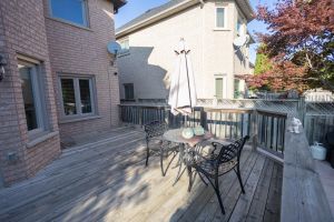 29 Mountcharles Cres Mls-48