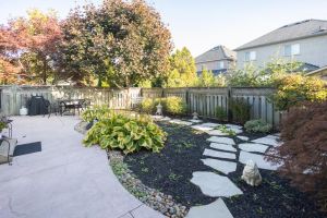 29 Mountcharles Cres Mls-53
