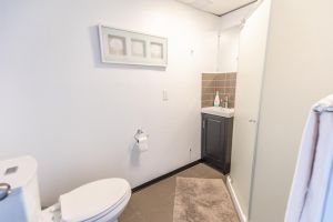 40 Basement Bathroom