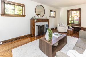 44 Indian Road Cres Mls-7