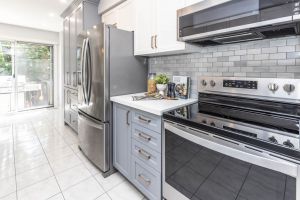 JA 1949 Pine Grove Ave Mls-13