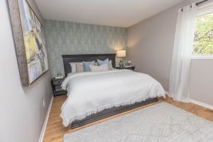 JA 1949 Pine Grove Ave Mls-19