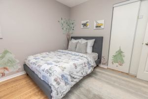 JA 1949 Pine Grove Ave Mls-28