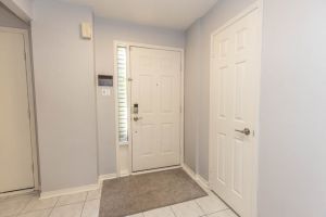 JA 1949 Pine Grove Ave Mls-5