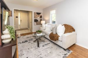 JA 1949 Pine Grove Ave Mls-9