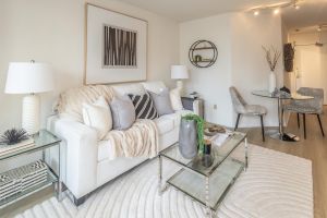 JA 25 Grenville St Unit 1010 Mls-14