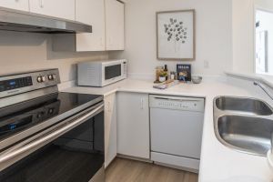 JA 25 Grenville St Unit 1010 Mls-20