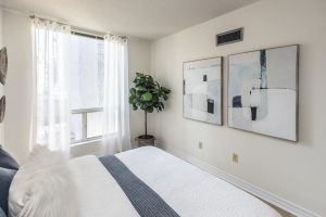 JA 25 Grenville St Unit 1010 Mls-27