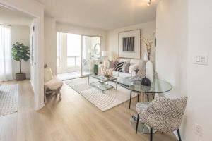 JA 25 Grenville St Unit 1010 Mls-9