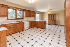 JA 3755 Simcoe St N Mls-28