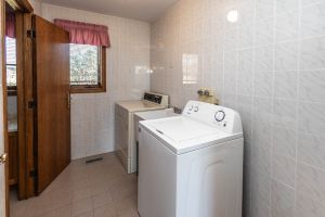 JA 3755 Simcoe St N Mls-37