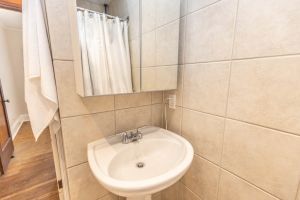 JA 41 33rd St Mls-20