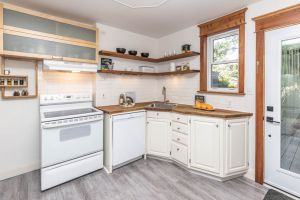 JA 525 Craven Rd Mls-16