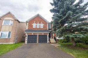 JA 5907 Cornell Crescent Mls-2
