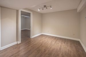JA 5907 Cornell Crescent Mls-65