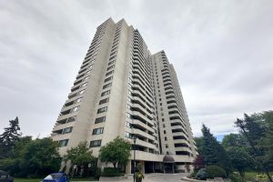 JA 75 Wynford Heights Cres Unit 2504 Mls-2