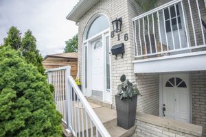 JA 816 Eaglemount Cres Mls-6